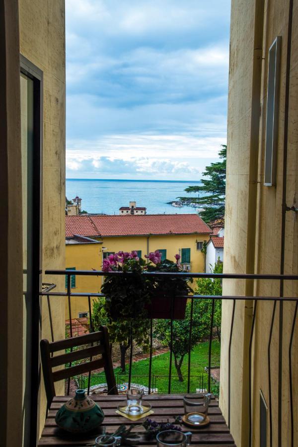 Riflessi DaMare Room&Apartment Salerno Esterno foto